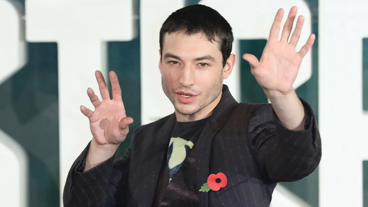 Ezra Miller po raz pierwszy wypowiedział się na temat ostatnich kontrowersji!