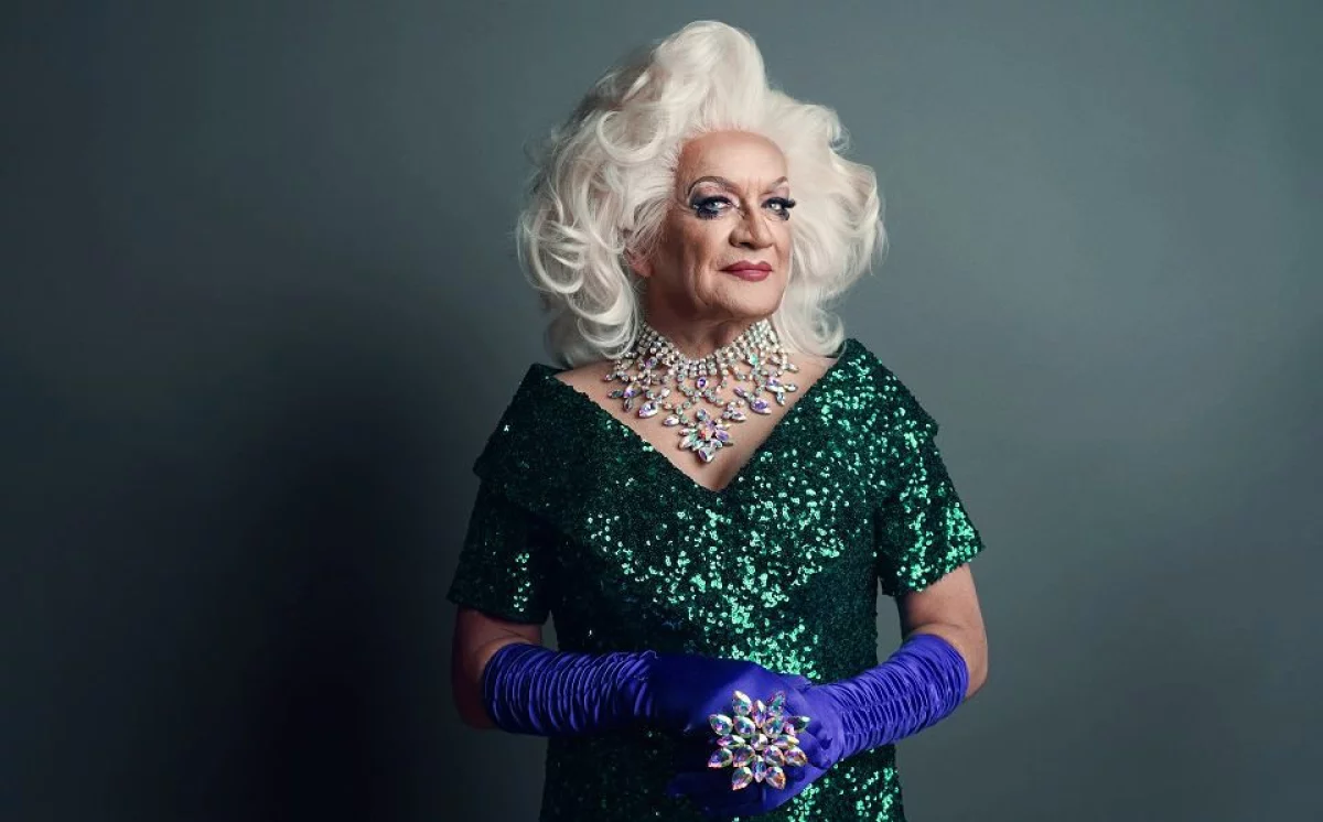 Andrzej Seweryn jako drag queen w polskim serialu od Netflixa - Królowa! Zobaczcie zwiastun