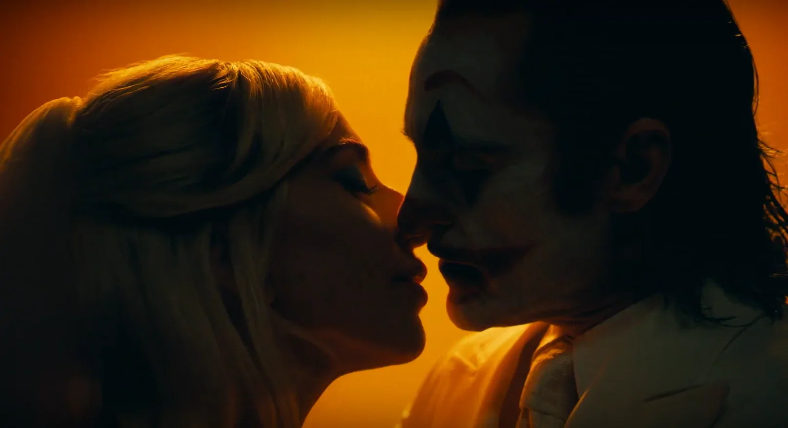 Szalony zwiastun Joker: Folie à Deux! Lady Gaga i Joaquin Phoenix w musicalowej scenerii