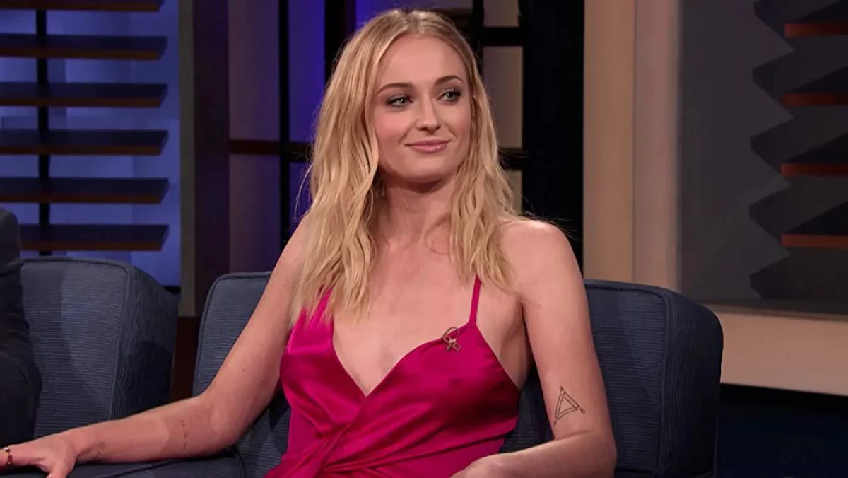 Strangers - Sophie Turner dołącza do mrocznej komedii w stylu Hitchcocka