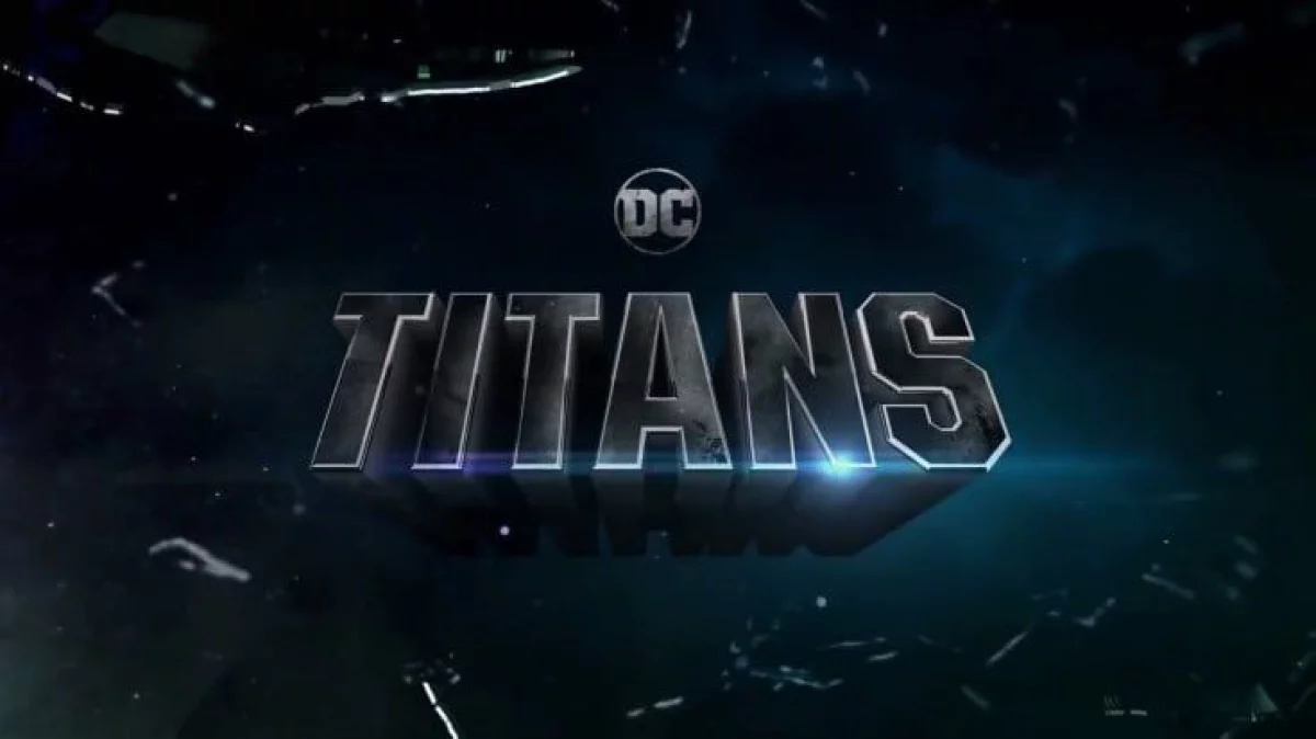 Titans - zdjęcia z planu ujawniają nowy kostium Raven