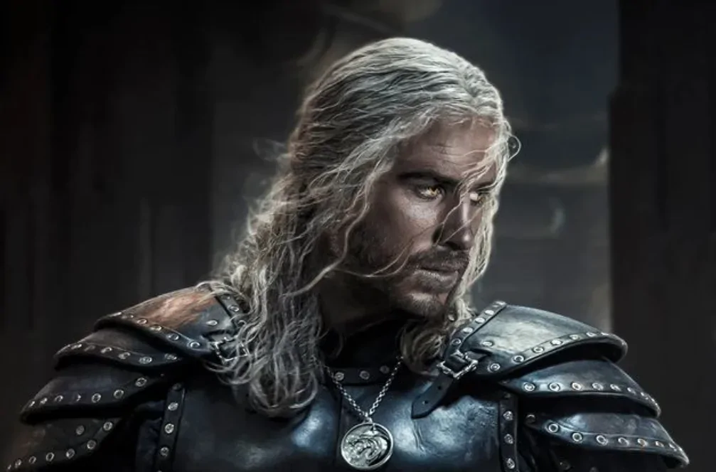 Liam Hemsworth pokazał jak przygotowuje się do roli Geralta. Fani Wiedźmina zrównali go z ziemią