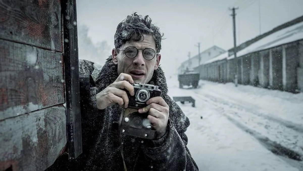 James Norton na plakacie Obywatela Jonesa