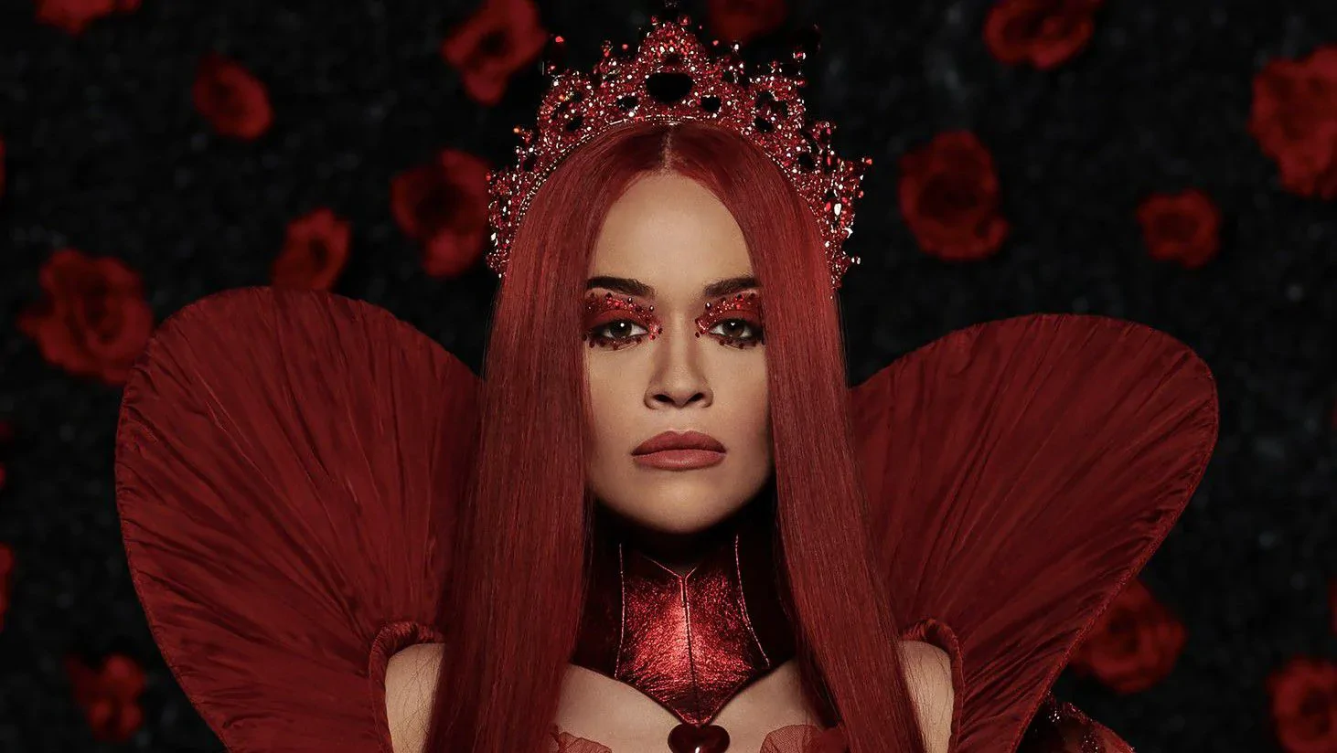 Tak prezentuje się Rita Ora jako Królowa Kier w Descendants: The Rise of Red