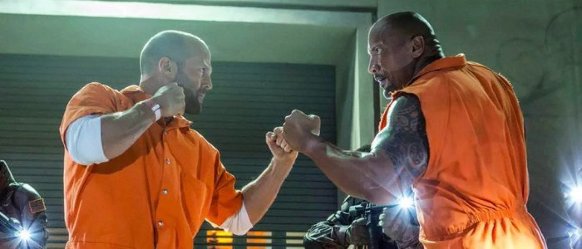 Tytułowi bohaterowie i Idris Elba na nowych zdjęciach z Hobbs and Shaw!