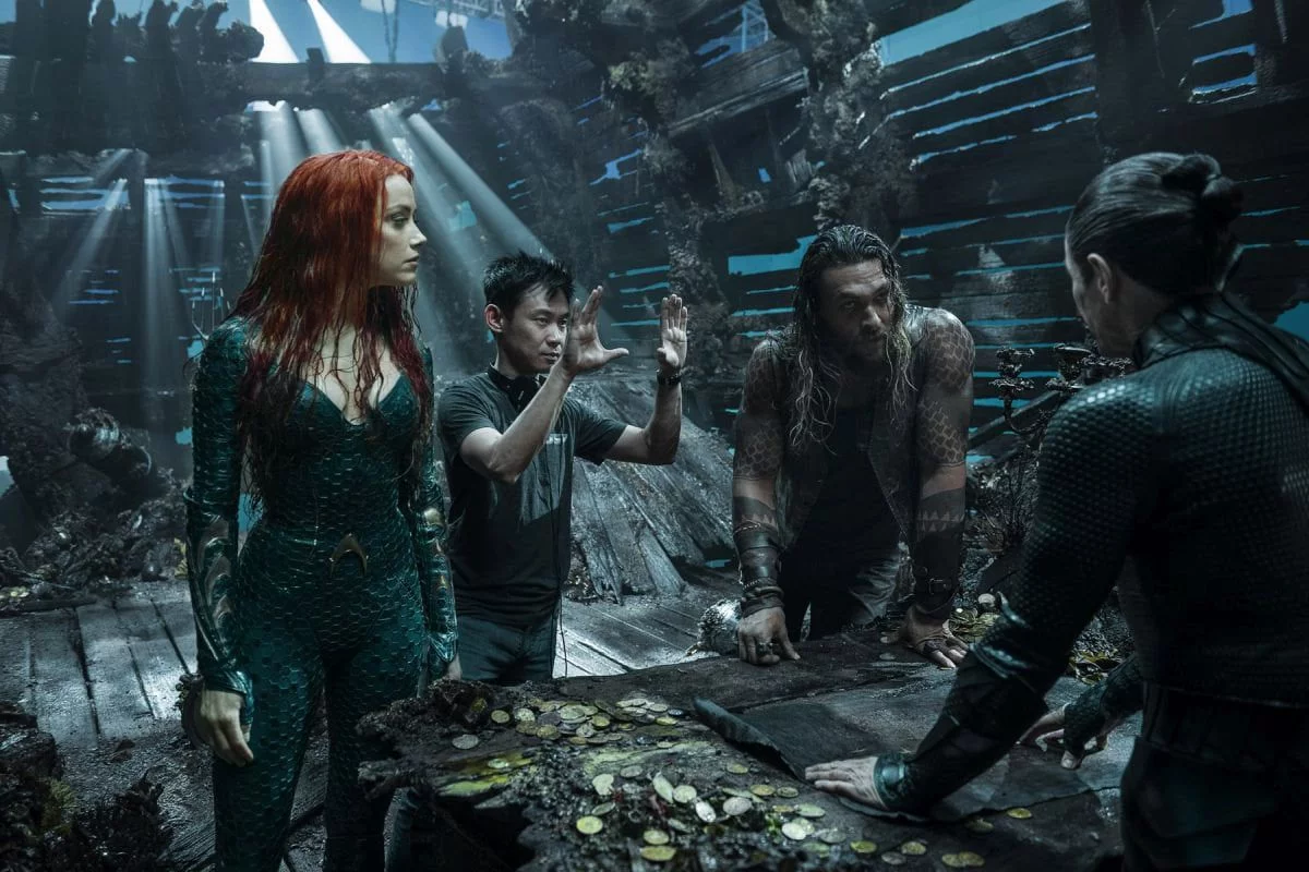 Aquaman - tytułowy bohater wraz z Merą w klasycznych strojach na nowym plakacie filmu!