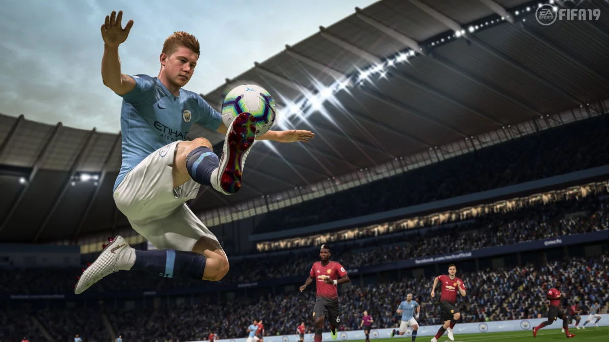 FIFA 19 - 10-minutowy gameplay pokazuje rozgrywkę w Lidze Europy!