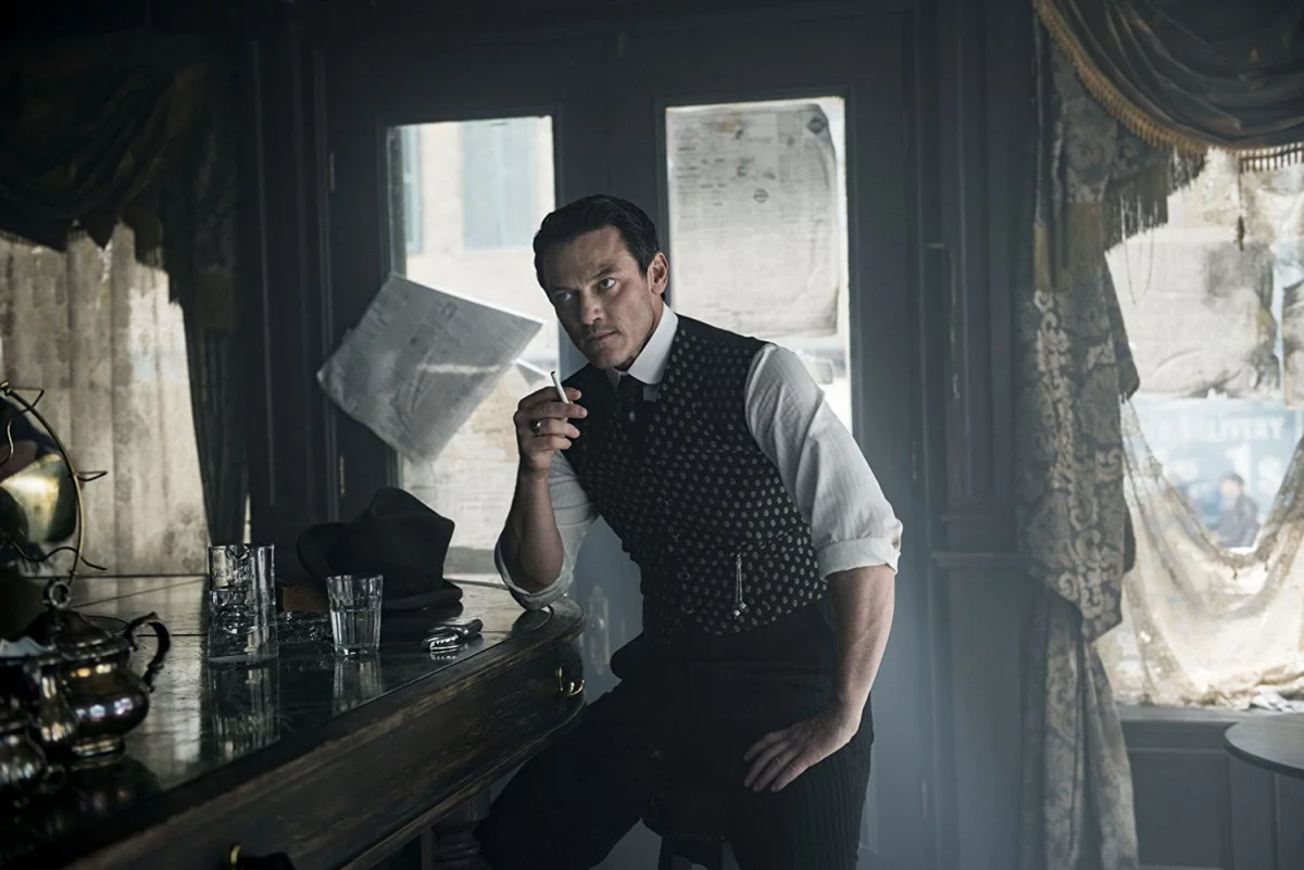 Murder Mystery - Luke Evans dołącza do obsady!