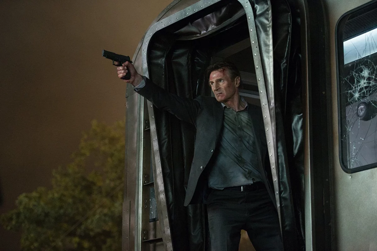Liam Neeson negocjuje udział w reboocie Facetów w czerni!
