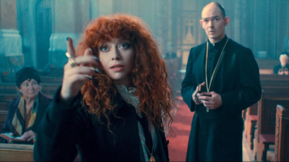 Russian Doll - recenzja 2. sezonu serialu. Jeszcze większe pomieszanie z poplątaniem