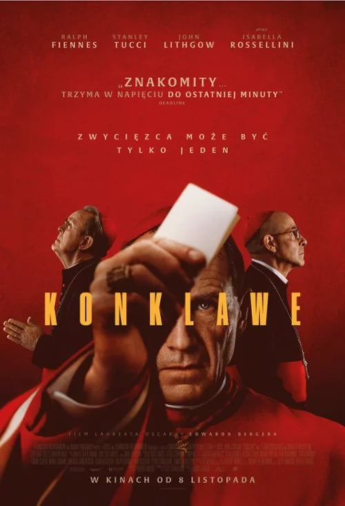 Konklawe - recenzja filmu. Ostatni sprawiedliwy w żmijowisku