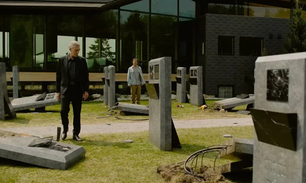 Nowy film Davida Cronenberga z datą premiery. Zobaczcie kolejną zapowiedź The Shrouds