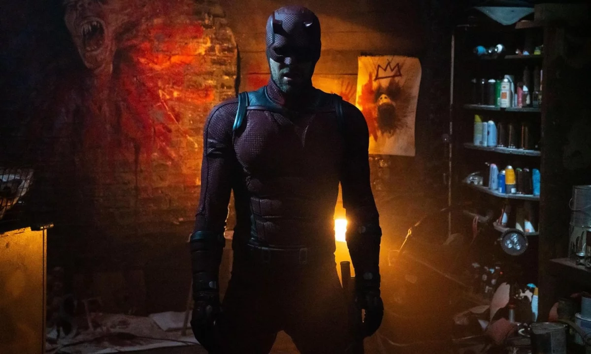 Daredevil: Odrodzenie. Bohater serialu w nowym kostiumie na planie 2. sezonu