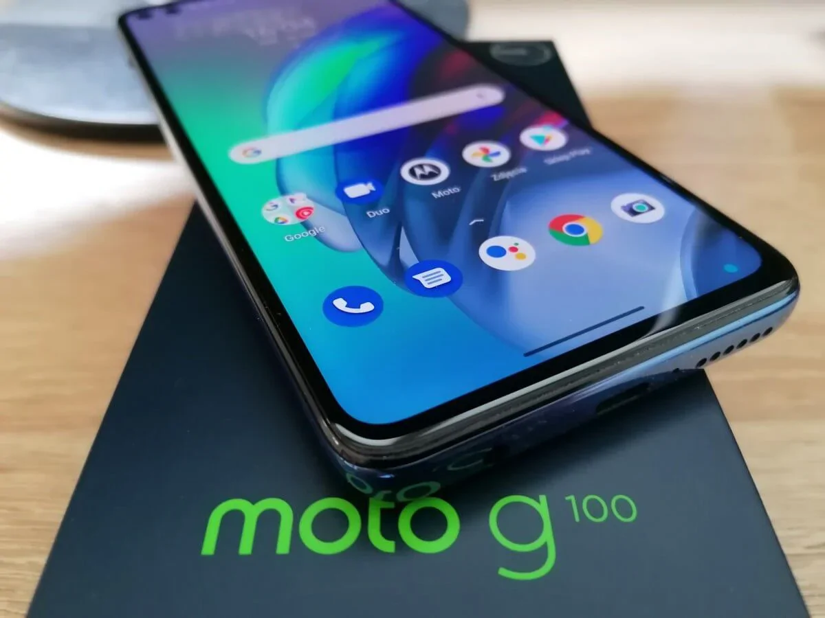10 powodów, dla których Motorola g100 zasługuje na Twoją uwagę!