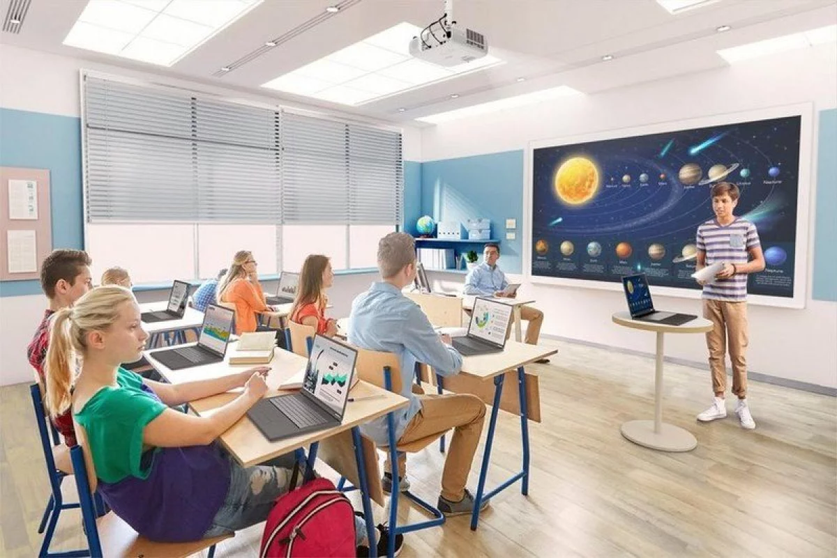 Projektory Epson z pełną obsługą Apple AirPlay 2 i HomeKit - nowy standard wygody i łączności