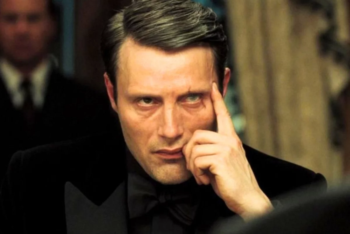 Oto nowy James Bond w 007 First Light! Mads Mikkelsen wróci jako Le Chiffre!