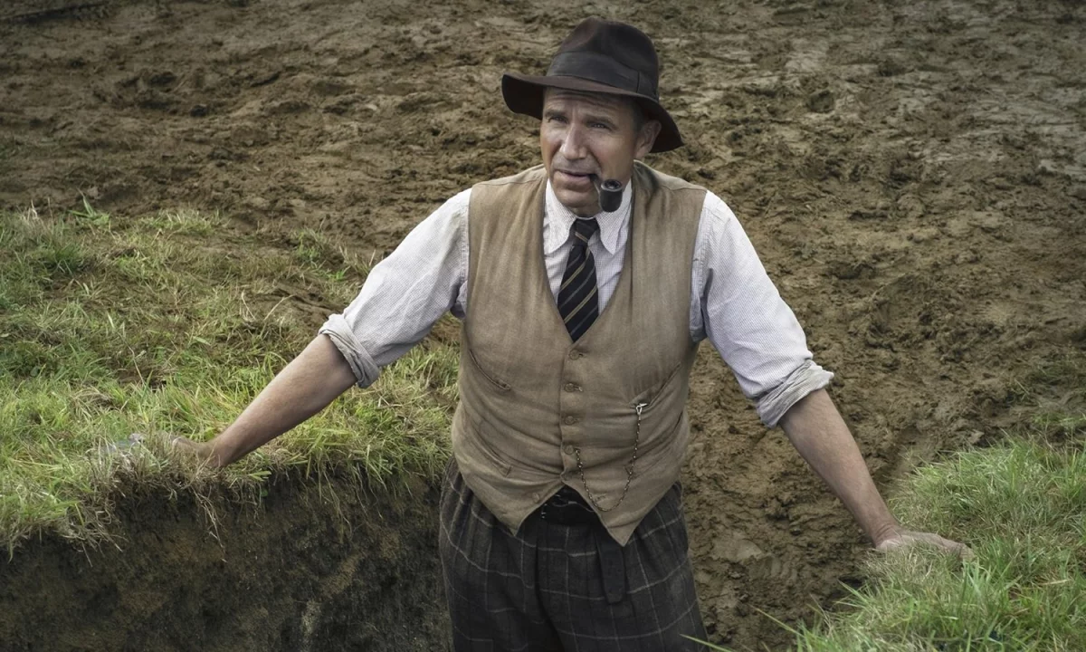 Hunger Games: Sunrise on the Reaping. Ralph Fiennes o wcieleniu się w młodszą wersję Donalda Sutherlanda