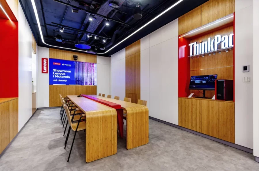 Pierwszy w Polsce i drugi w Europie showroom należący do Lenovo i Motorola