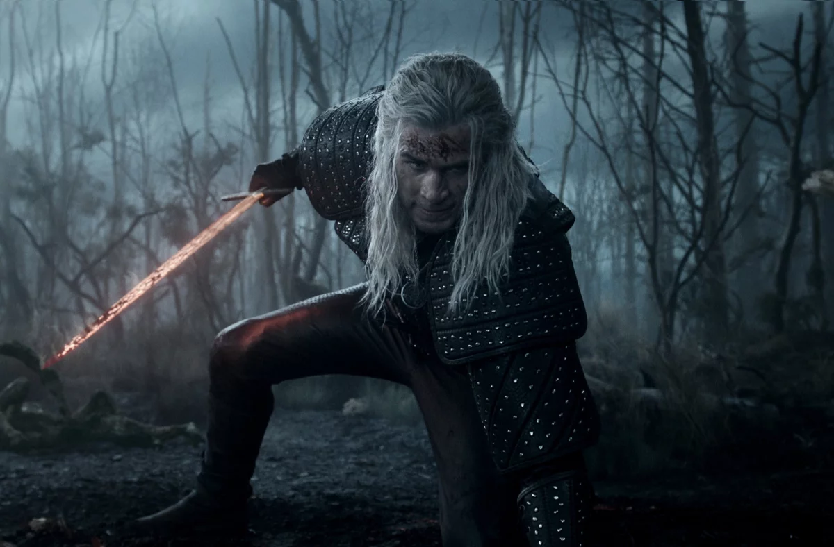 Przekleństwa, uśmiech i kurtka motocyklisty. Taki ma być Geralt w 4. sezonie Wiedźmina Netflixa