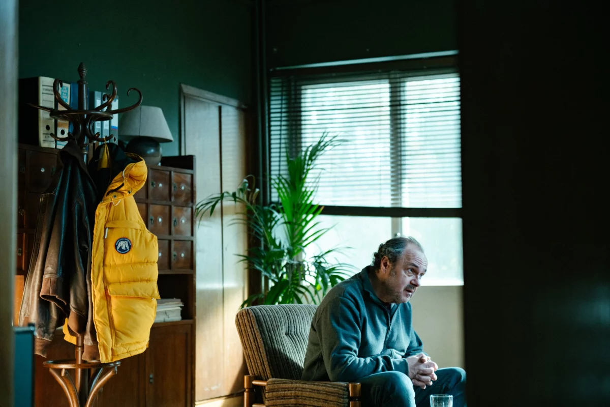 Storytel i CANAL+ ponownie łączą siły - premiera „Klangor. Słuchowisko”. Arkadiusz Jakubik powraca jako Rafał Wejman