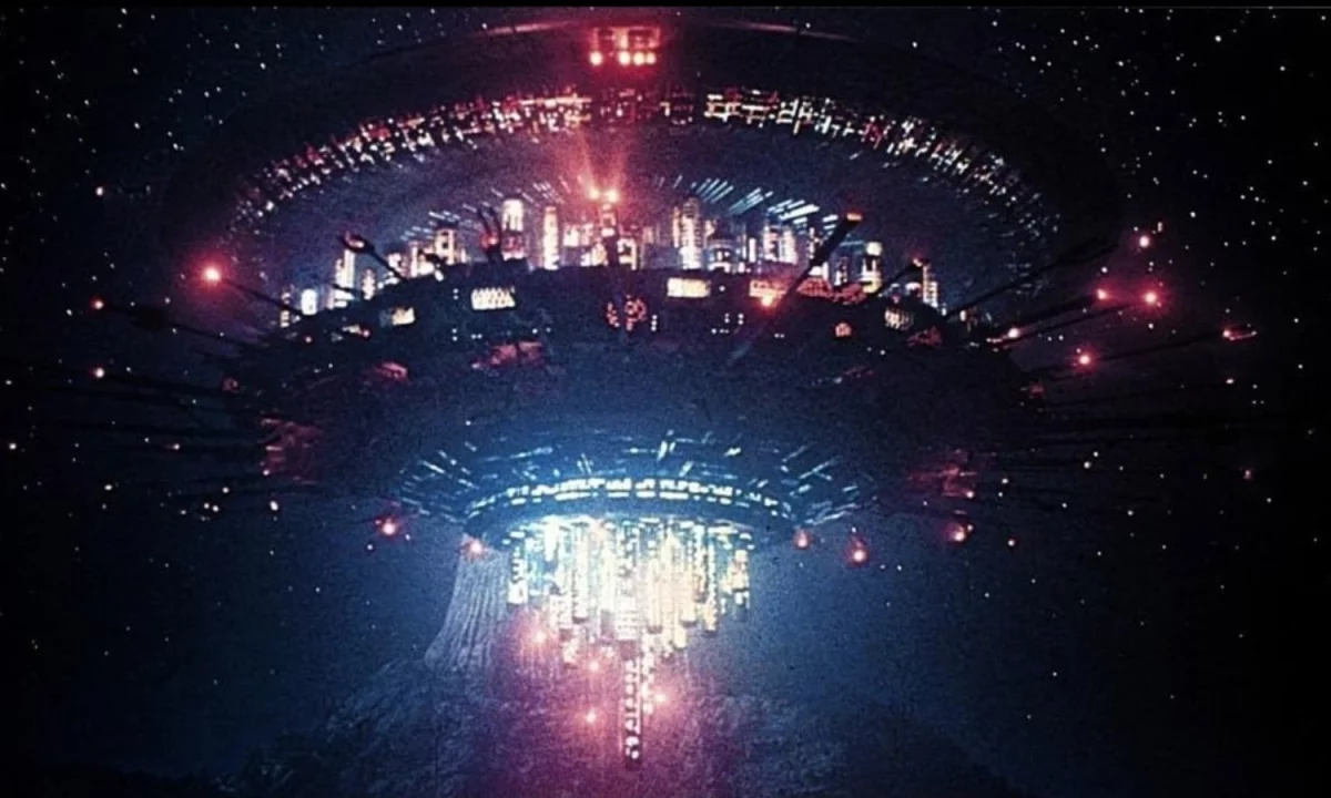 Znamy nowe szczegóły nadchodzącej produkcji Stevena Spielberga. Pierwsze spojrzenie na tajemniczy film o UFO