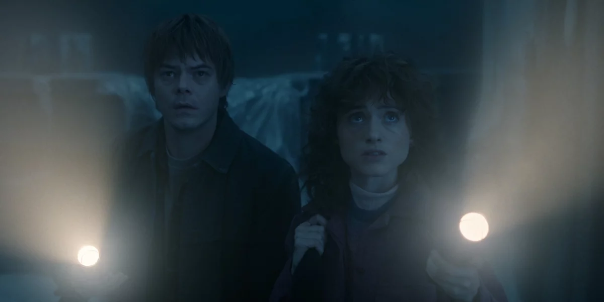 Bracia Duffer wyjaśniają scenę Nancy i Jonathan. Fani Stranger Things źle ją odebrali