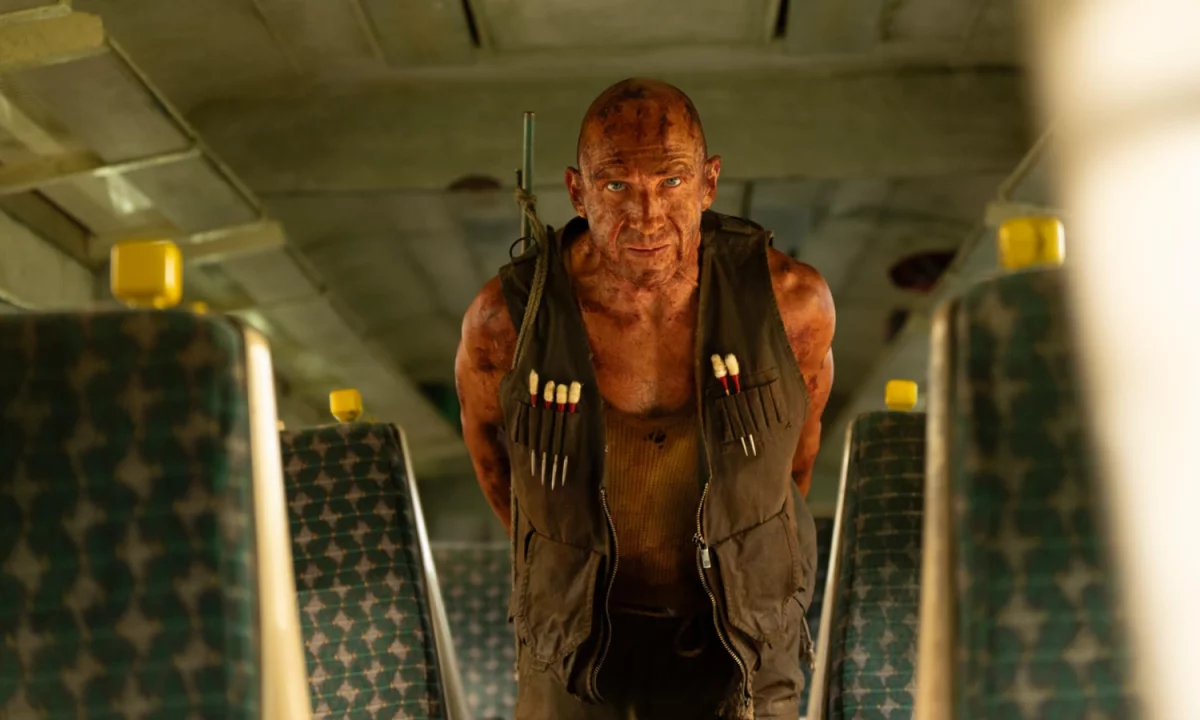 Nowe spojrzenie na film 28 lat później: Świątynia kości. Ralph Fiennes w przerażającym wydaniu