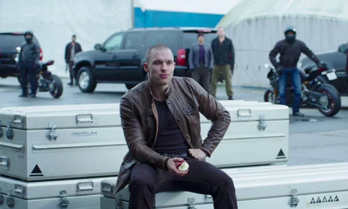 Poznaliśmy antagonistę z serialu God of War. Ed Skrein wcieli się w Baldura