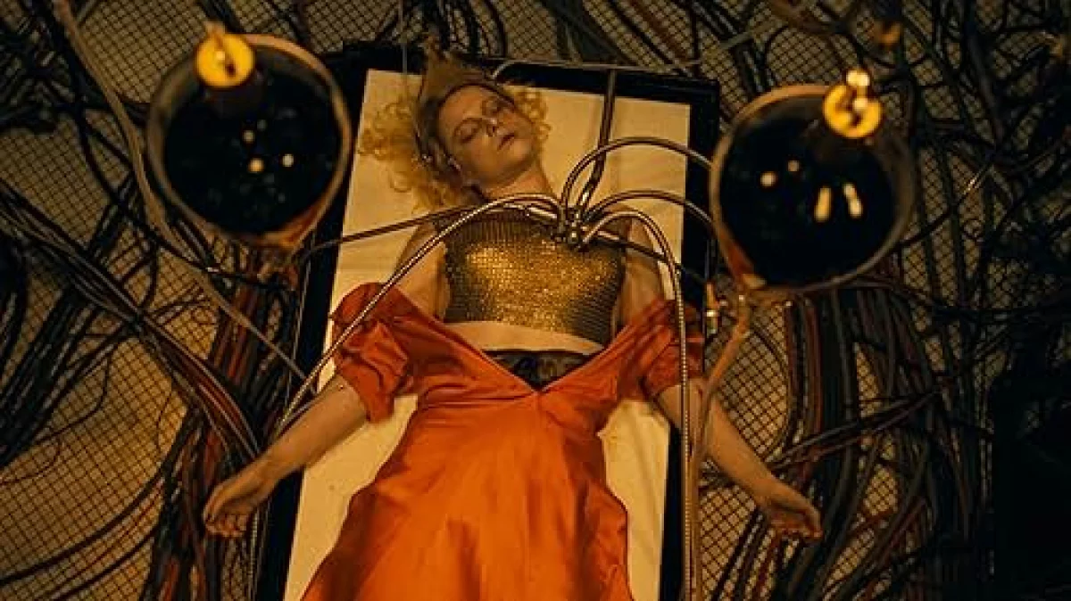 Panna młoda! sobie nie radzi. Słaby wynik w weekend otwarcia