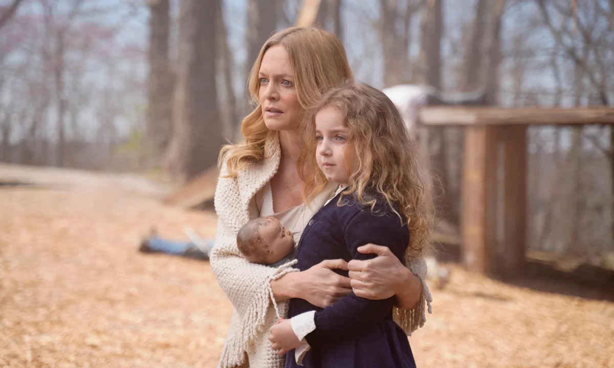 Biały Lotos z kolejnymi gwiazdami w obsadzie 4. sezonu. Heather Graham na czele nowych nazwisk, które odwiedzą hotel