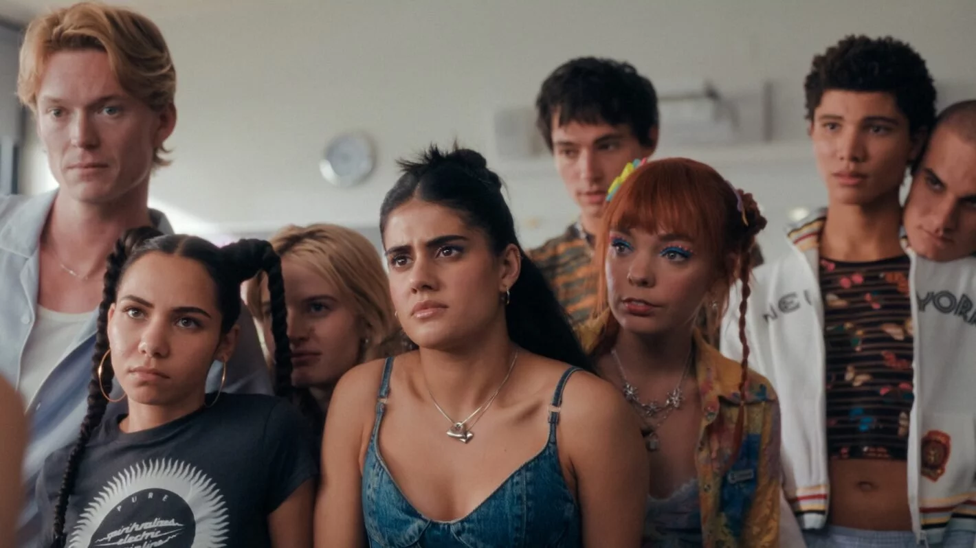 Heartbreak High / Szkoła złamanych serc - recenzja serialu. Pora przywdziać togę i wejść na scenę