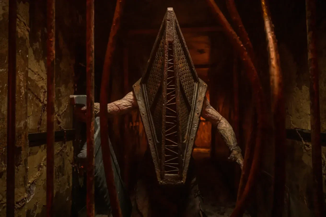 Mamy pierwsze zdjęcie postaci Pyramid Head! Premiera Return to Silent Hill odbędzie się w Cannes