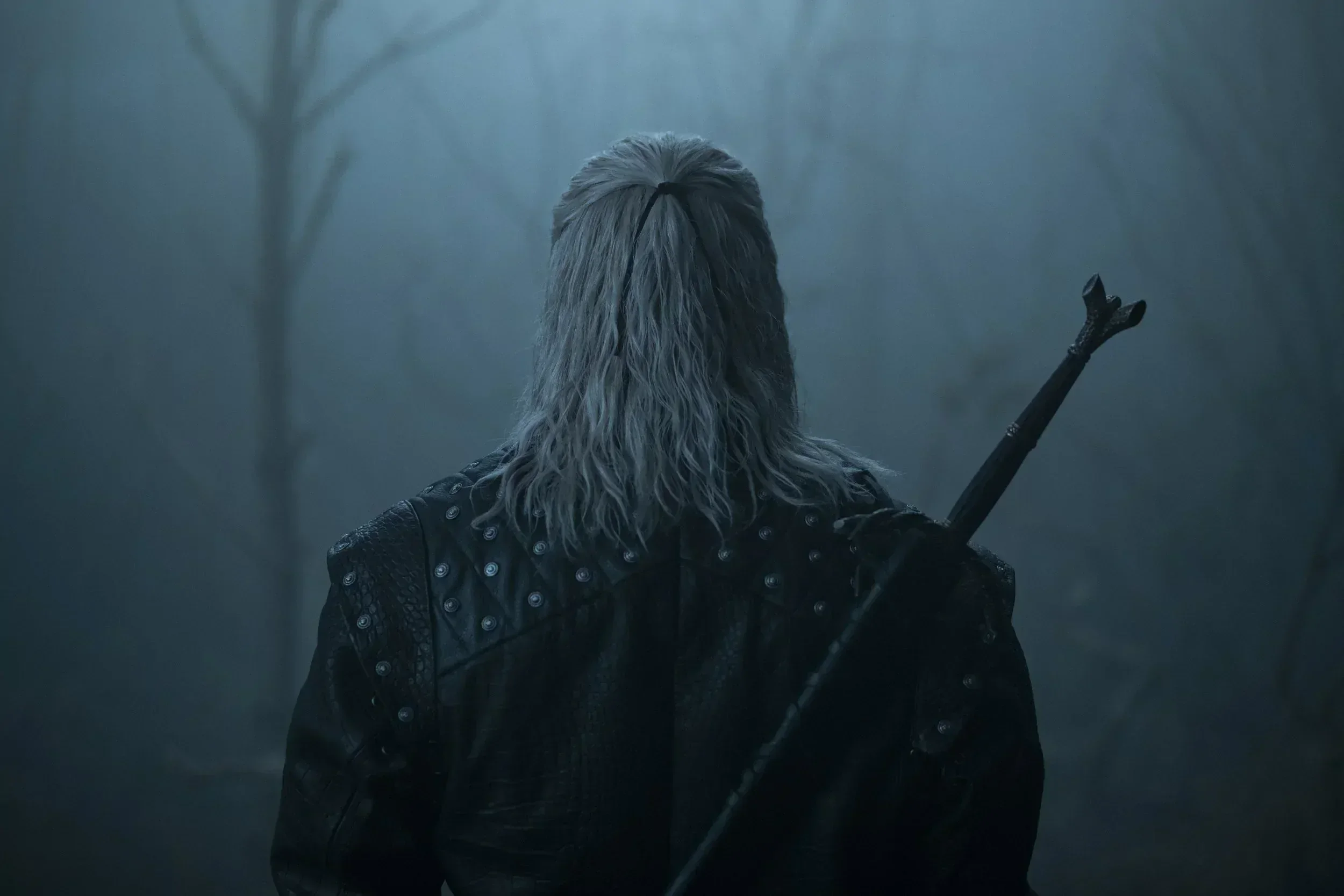 Oto nowy Wiedźmin. Pierwsze zdjęcie z Liamem Hemsworthem jako Geraltem z Rivii