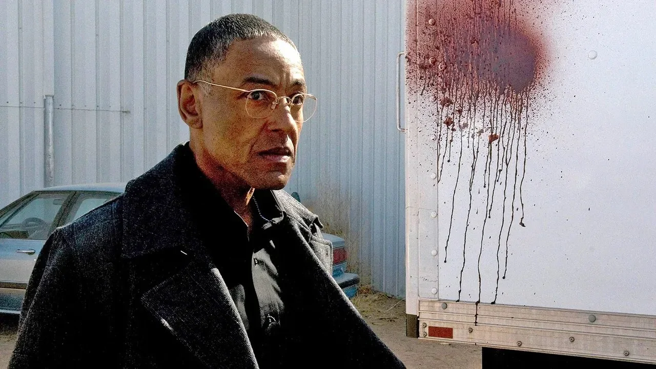 Giancarlo Esposito na nowej fotce z planu Kapitan Ameryka: Brave New World. Bardzo ciekawy strój!