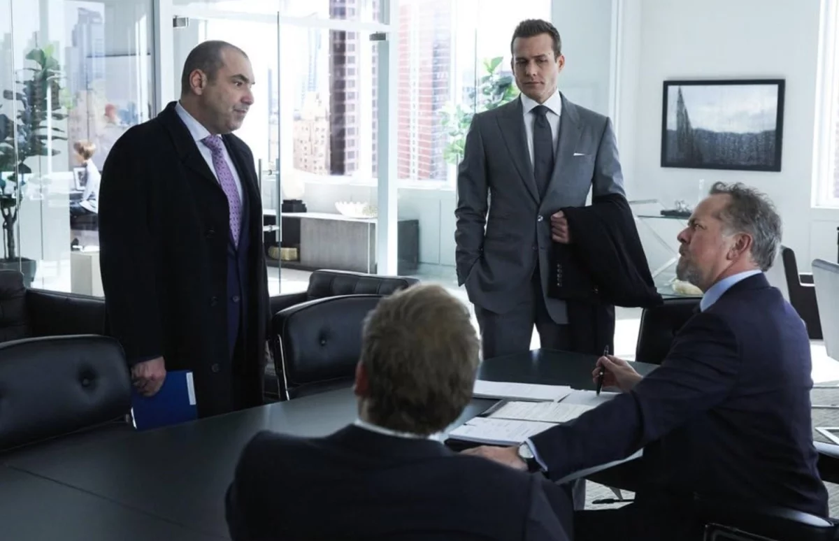 Suits: LA dostanie pełny sezon. Spin-off W garniturach z zielonym światłem od NBC