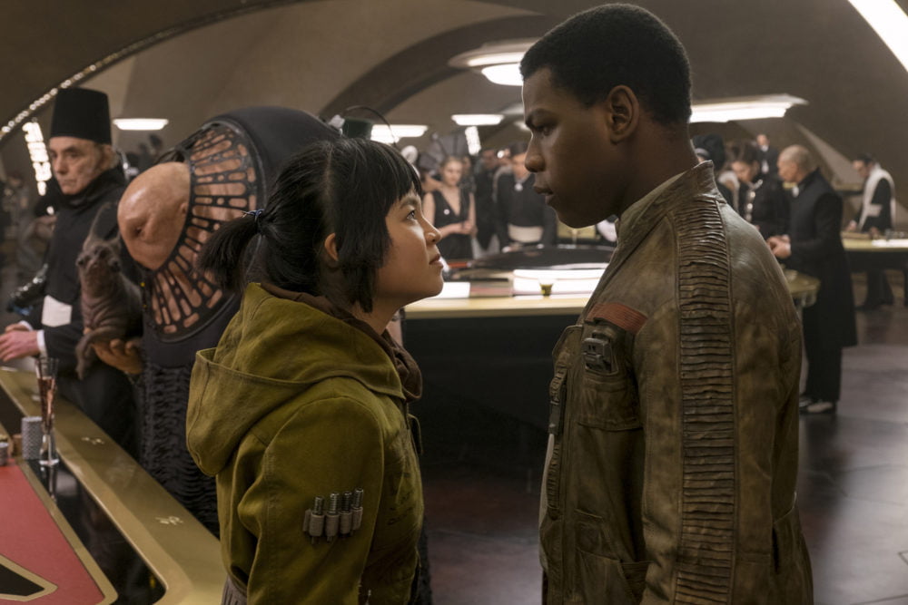 John Boyega w filmie Gwiezdne Wojny: Ostatni Jedi