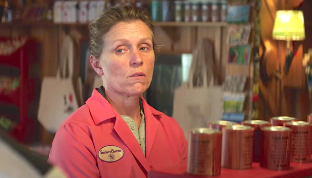 Kadr z filmu Trzy Billboardy za Ebbing, Missouri - McDormand
