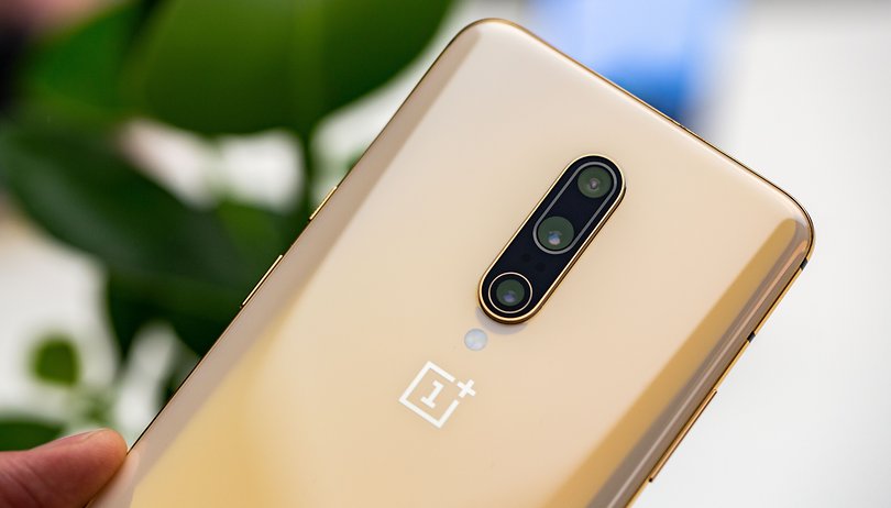 oneplus 7 almond