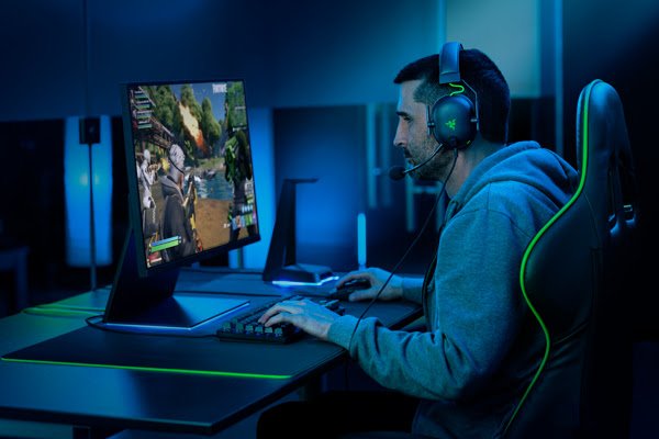 RAZER BLACKSHARK V2