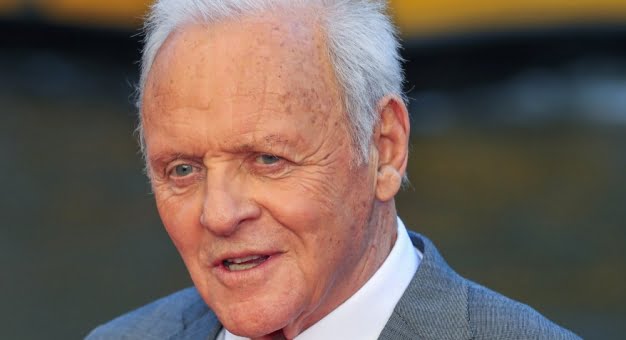 Anthony Hopkins oddaje hołd Chadwickowi Bosemanowi ...