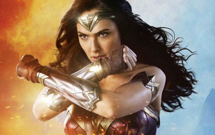 Wonder Woman 1984 dc - Patty Jenkins i Gal Gadot wyjaśniają brak miecza i tarczy