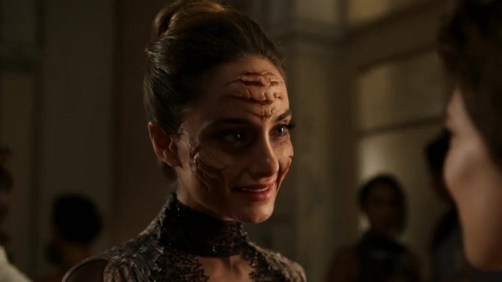 Cannes 2022: Zbrodnie przyszłości - recenzja filmu. Operacja nową formą seksu